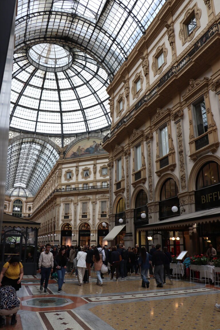 Milano photo 976
