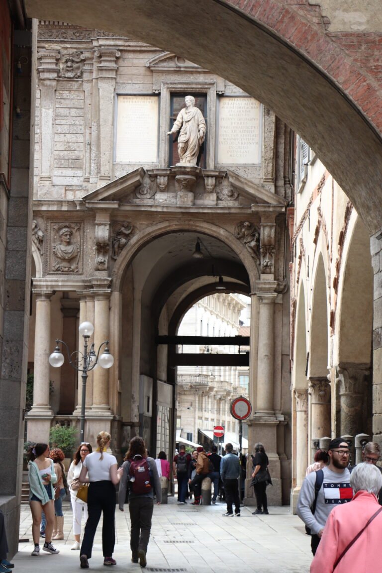 Milano photo 768