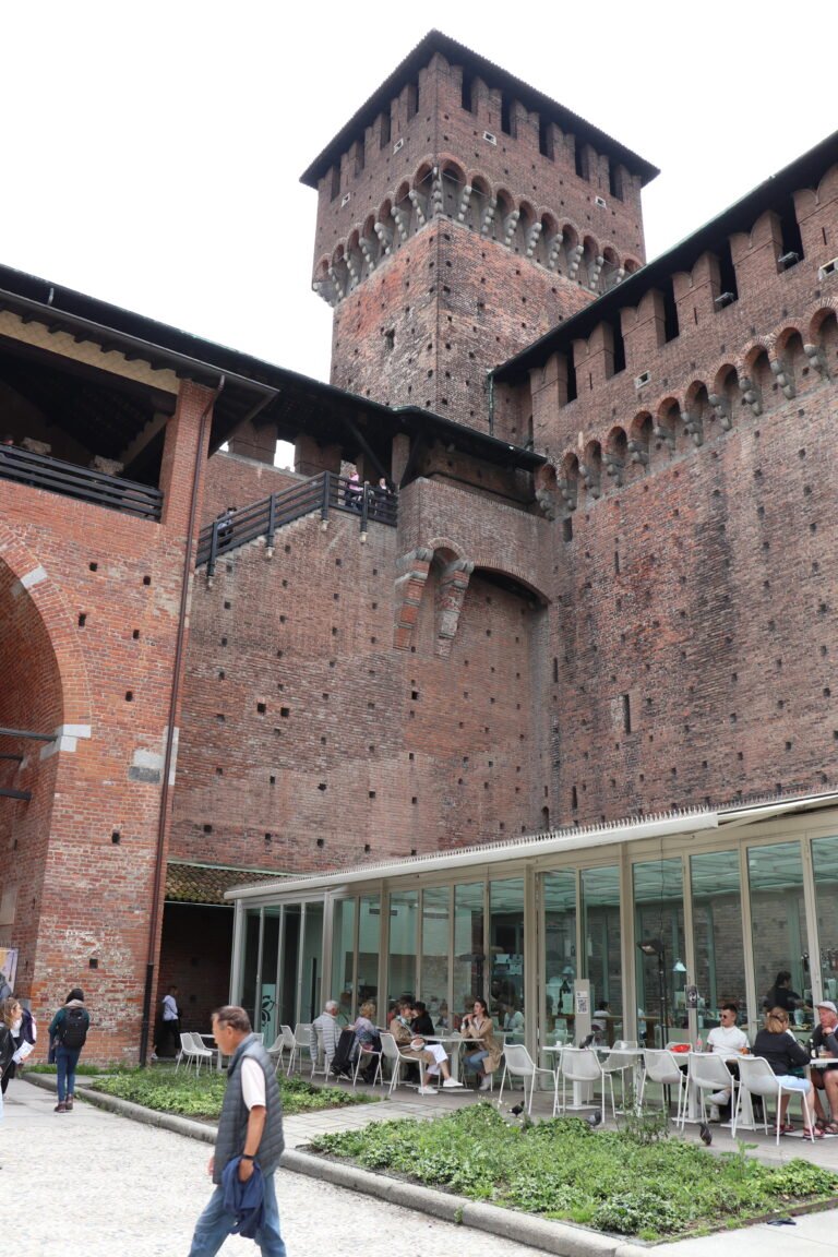 Milano photo 675