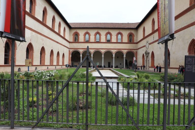 Milano photo 673
